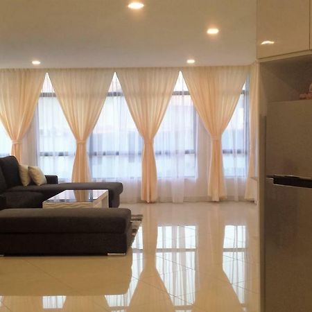 Cherloft@Samsuria Beach Residences Kampung Sungai Ular エクステリア 写真