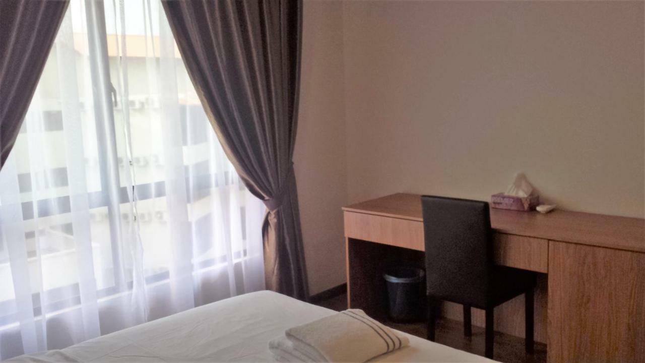 Cherloft@Samsuria Beach Residences Kampung Sungai Ular エクステリア 写真