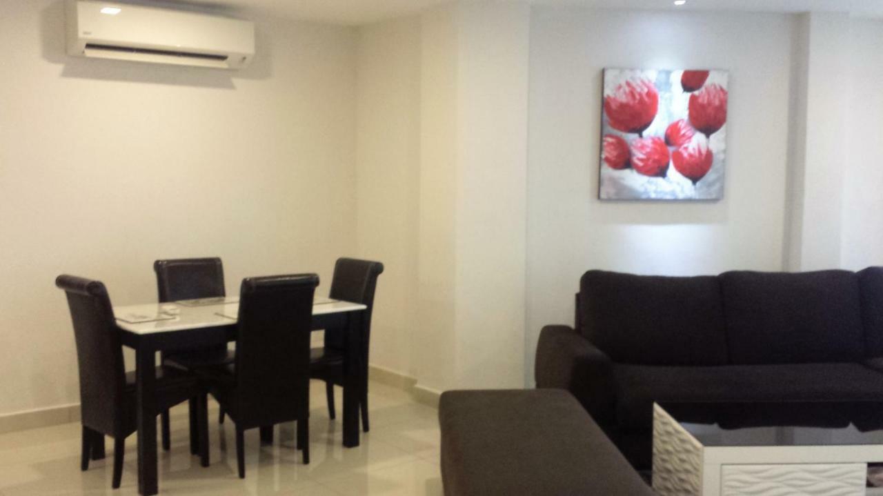 Cherloft@Samsuria Beach Residences Kampung Sungai Ular エクステリア 写真