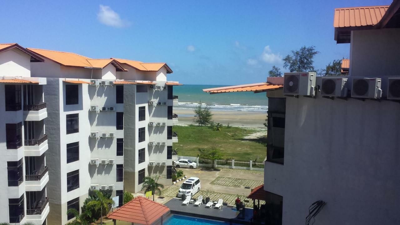 Cherloft@Samsuria Beach Residences Kampung Sungai Ular エクステリア 写真